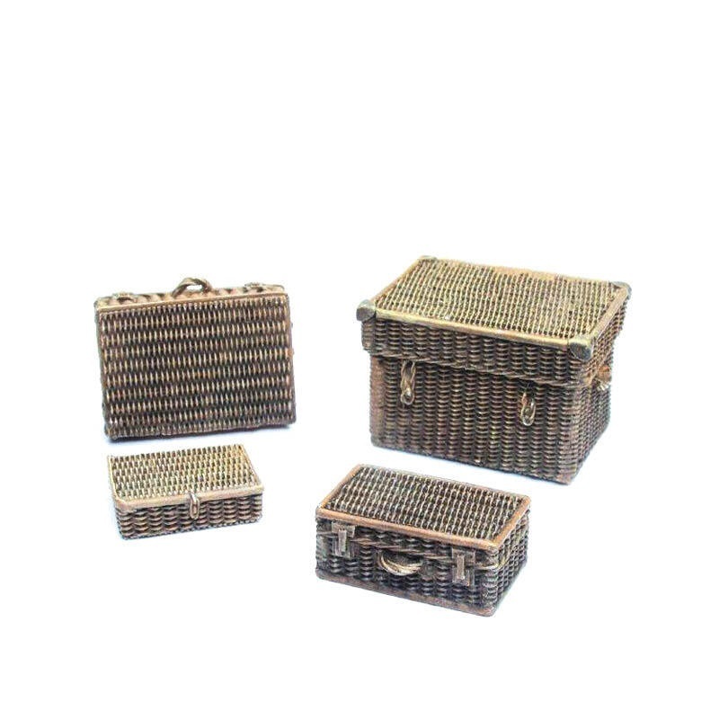 Vallejo Wicker Suitcases Diorama Accessory [SC227]