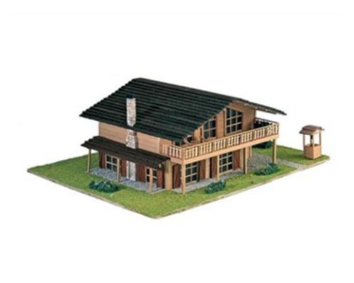 Artesania 1/72 Chalet Alpine With Wishing Well Wooden Model [306