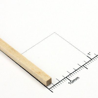 Basswood Strips 610mm x 3.2mm x 3.2mm Bud Nosen Timber 1/8" x 1/8" x 24"