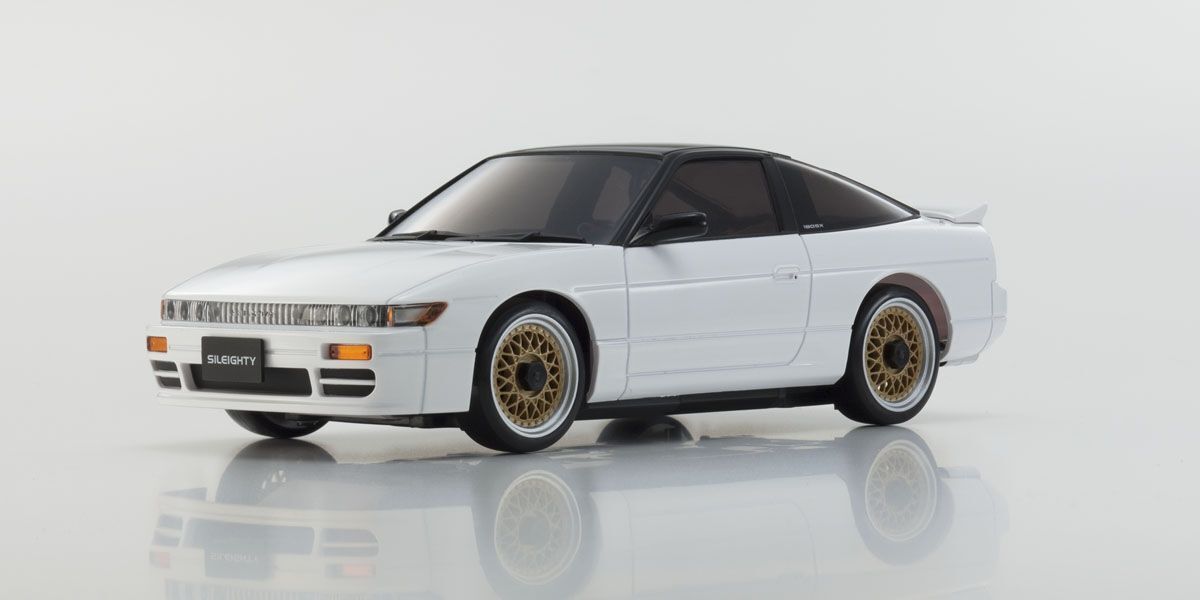 Kyosho ASC MA-020 NISSAN SILEIGHTY White/Black Roof