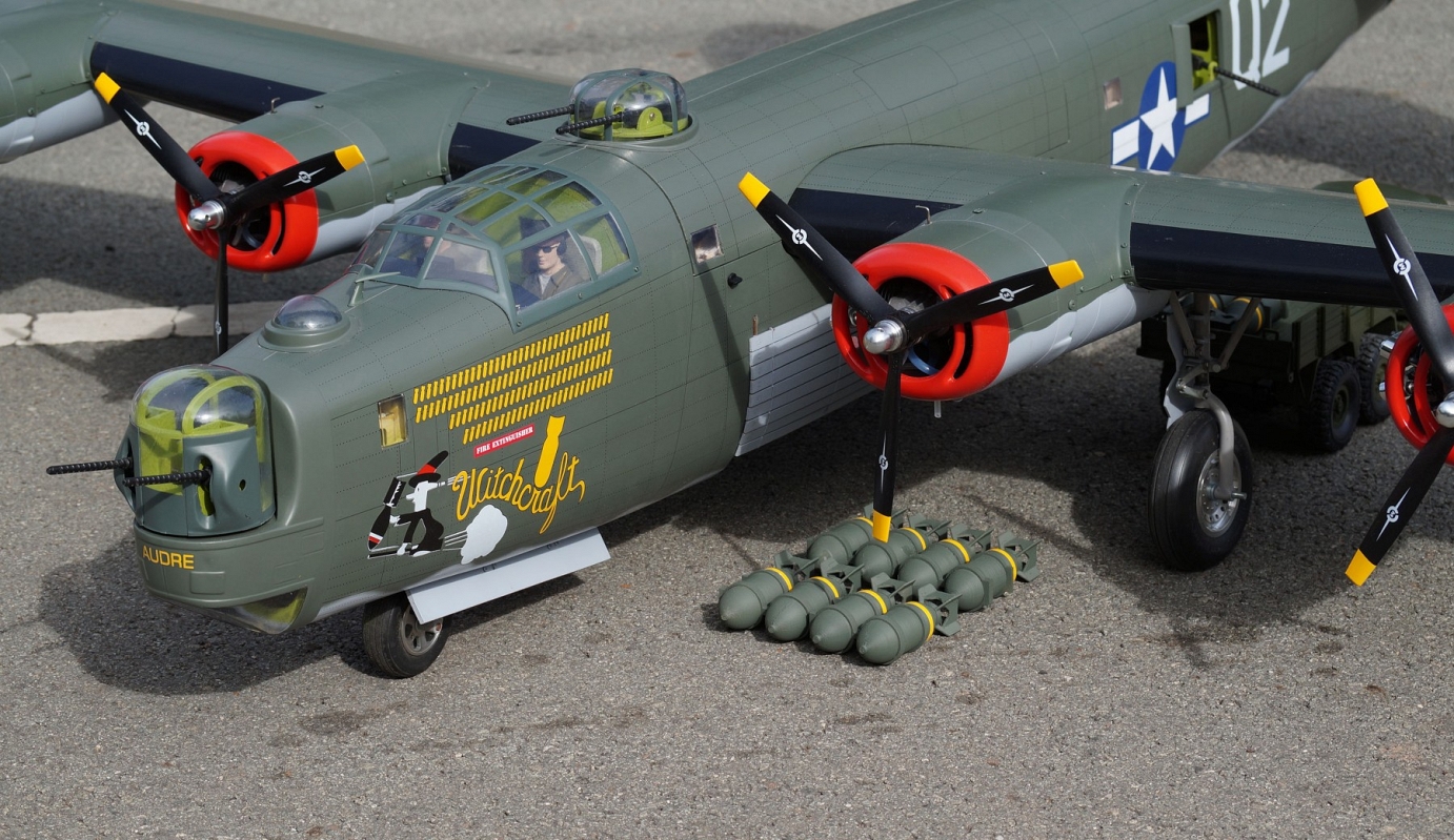 VQ Models B24 Liberator 40 Siz e Ep Gp