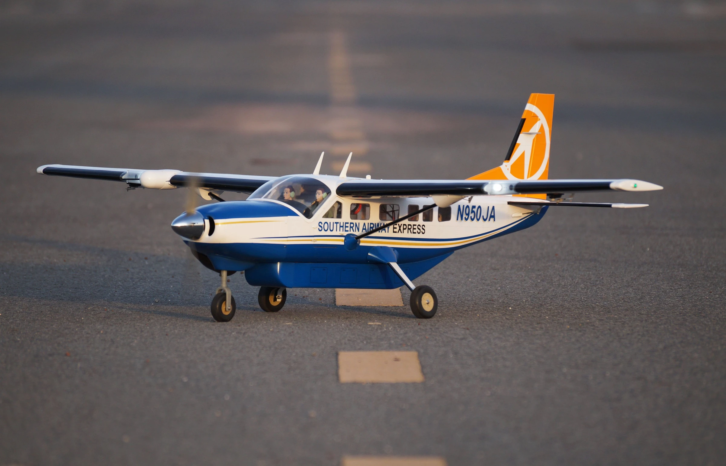 VQ Models Cessna 208 Grand Caravan 55 Size EP GP. US Version 1.7